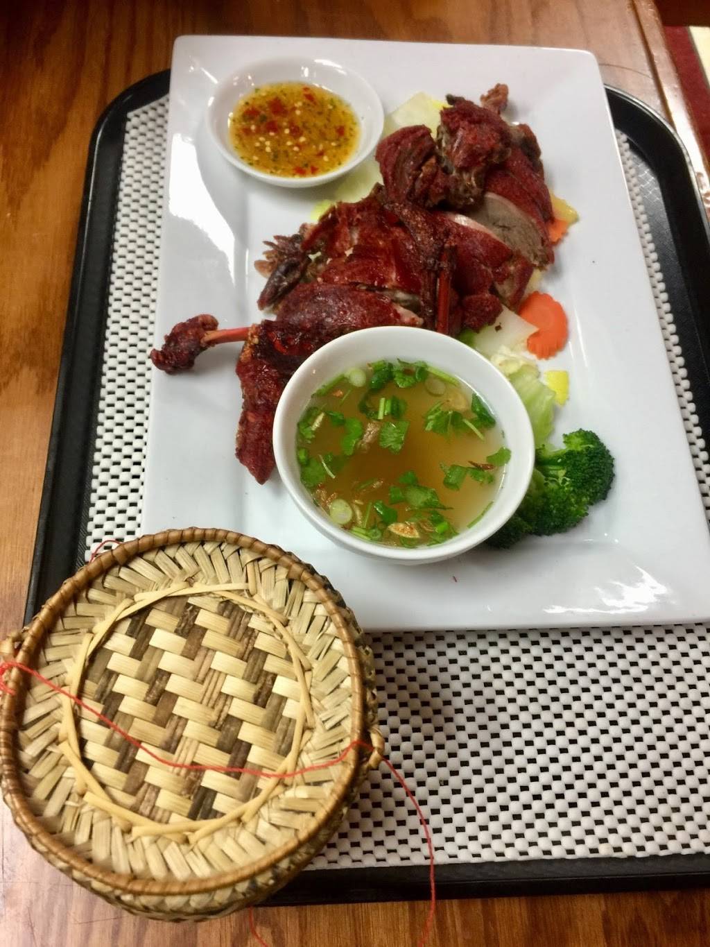 Pho Tommy | restaurant | 171 Muldoon Rd Unit #107, Anchorage, AK 99504, USA | 9079290328 OR +1 907-929-0328