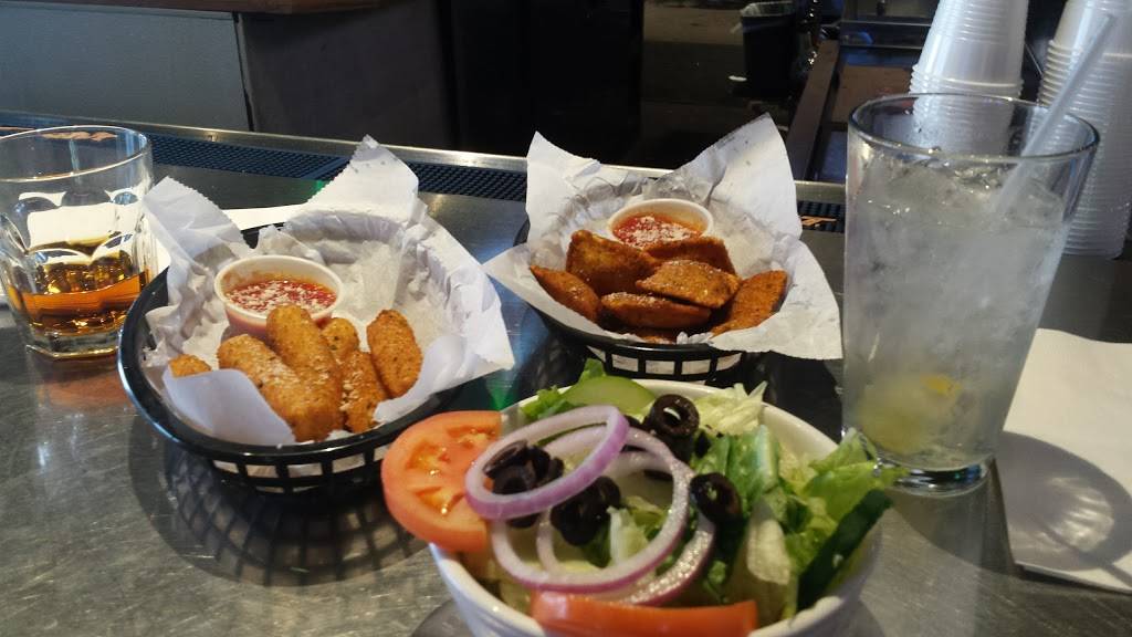 Campus Bar & Grill | restaurant | 304 S 9th St #100, Columbia, MO 65201, USA | 5738170996 OR +1 573-817-0996