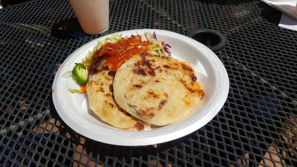 La Pupusona | restaurant | 12496 Montana Ave, El Paso, TX 79938, USA | 9155020027 OR +1 915-502-0027