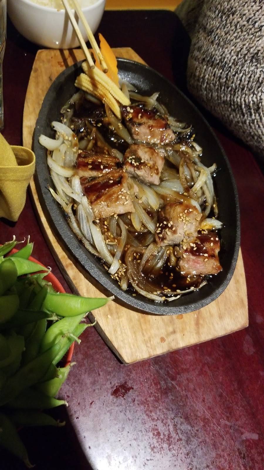 Pacific East Sushi Bar & Japanese Restaurant | restaurant | 28601 Chagrin Blvd #850, Beachwood, OH 44122, USA | 2167651305 OR +1 216-765-1305