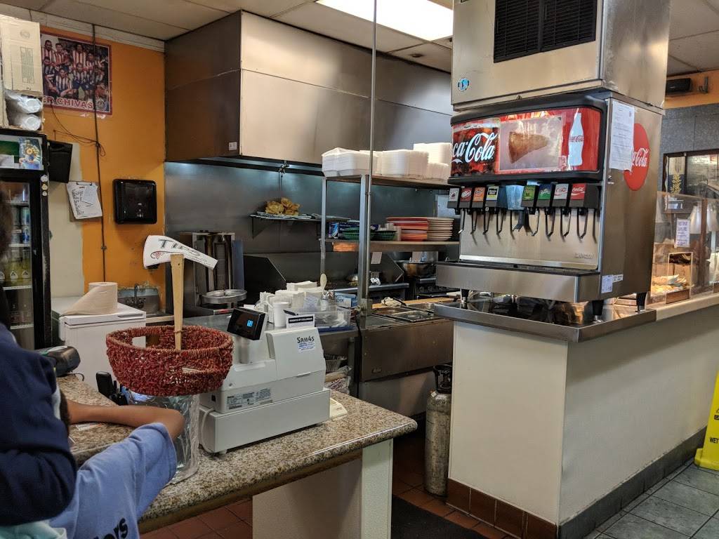 Taqueria Carolina | restaurant | 1842 W 11th St, Tracy, CA 95376, USA | 2098327211 OR +1 209-832-7211