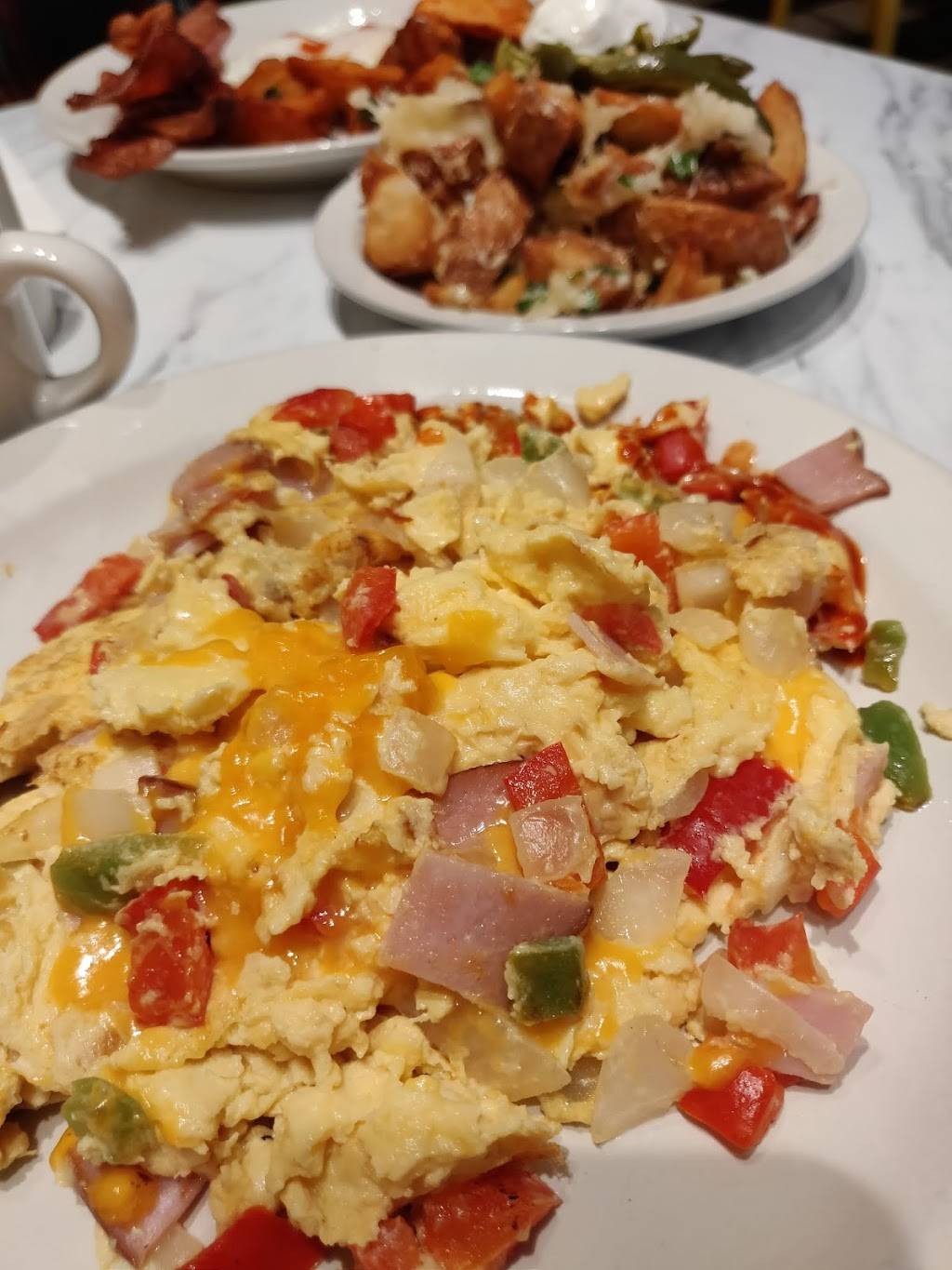 Scramblz on the Alameda | restaurant | 1205 The Alameda, San Jose, CA 95126, USA | 4088994071 OR +1 408-899-4071