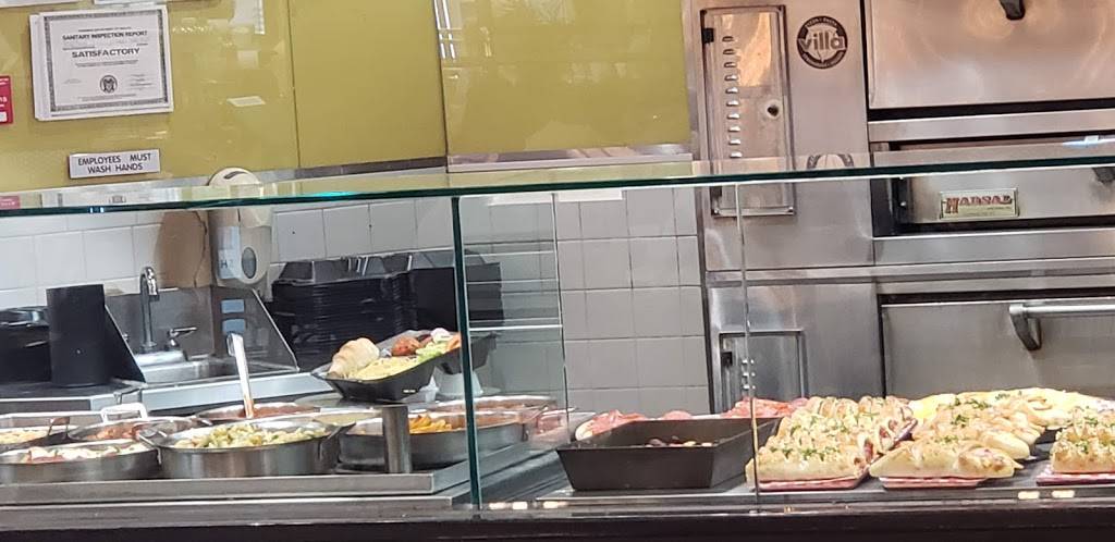 Villa Fresh Italian Kitchen | restaurant | 1 Garden State Plaza Blvd, Paramus, NJ 07652, USA | 2018439400 OR +1 201-843-9400