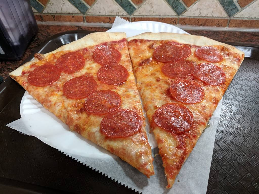 Little Italy Pizza | restaurant | 11 Park Pl, New York, NY 10007, USA | 2122277077 OR +1 212-227-7077