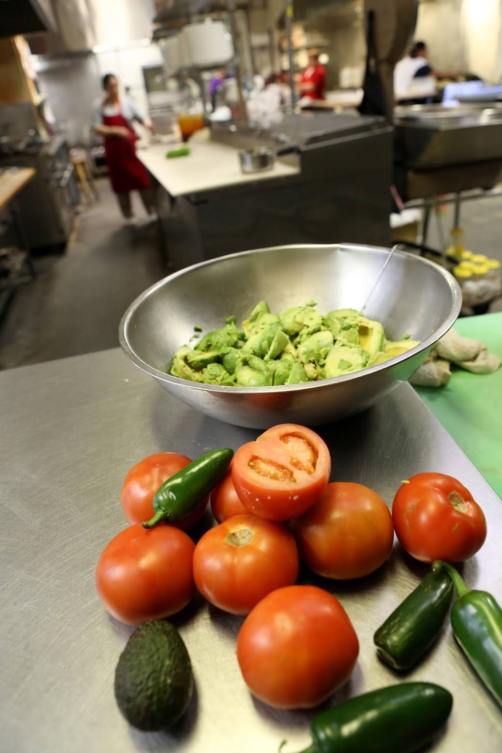 Carrillos Tortilleria | restaurant | 1242 Pico St, San Fernando, CA 91340, USA | 8183651636 OR +1 818-365-1636