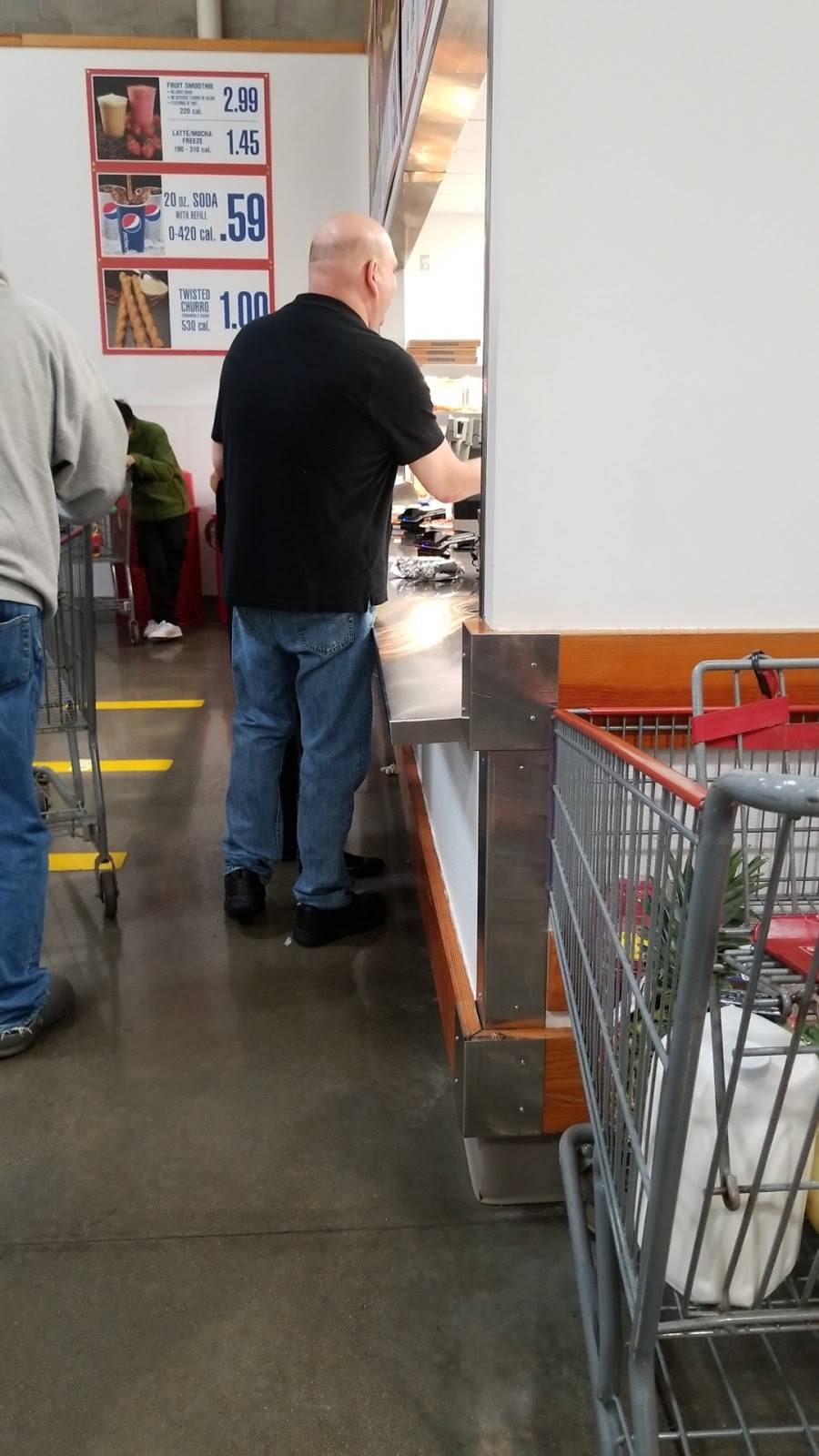 Costco Food Court | meal takeaway | 45460 Market St, Shelby Charter Twp, MI 48315, USA | 5865802000 OR +1 586-580-2000