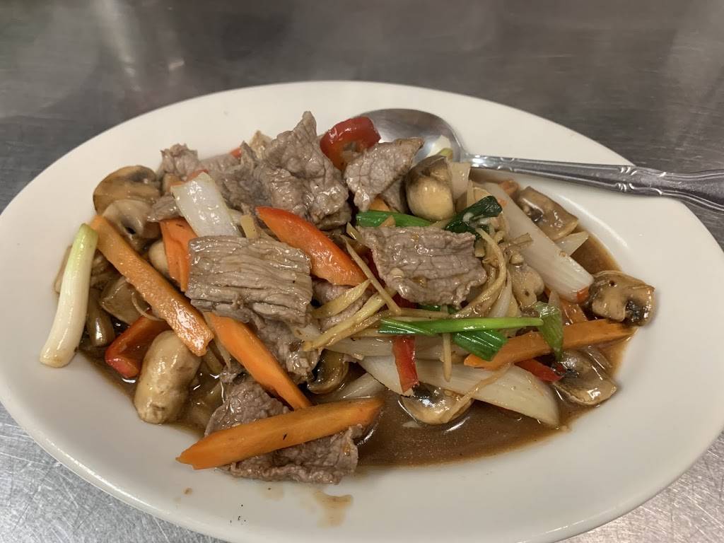 Lucky Thai Cuisine | restaurant | 7239 Fairbanks North Houston Rd, Houston, TX 77040, USA | 8322431414 OR +1 832-243-1414