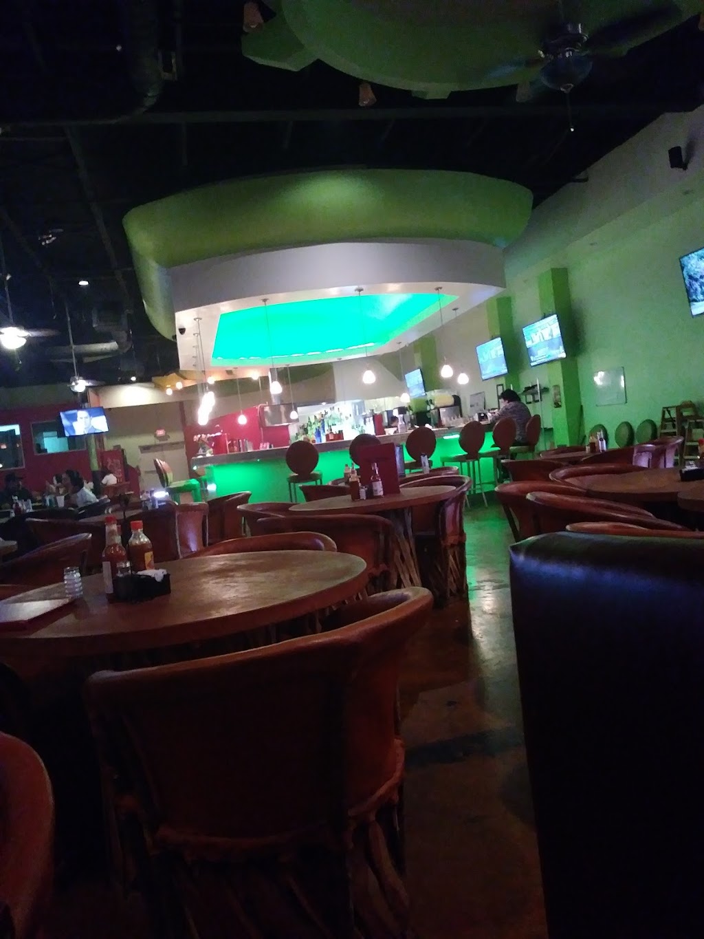 Rio Bravo | restaurant | 4033 E Belknap St, Fort Worth, TX 76111, USA | 6823129766 OR +1 682-312-9766