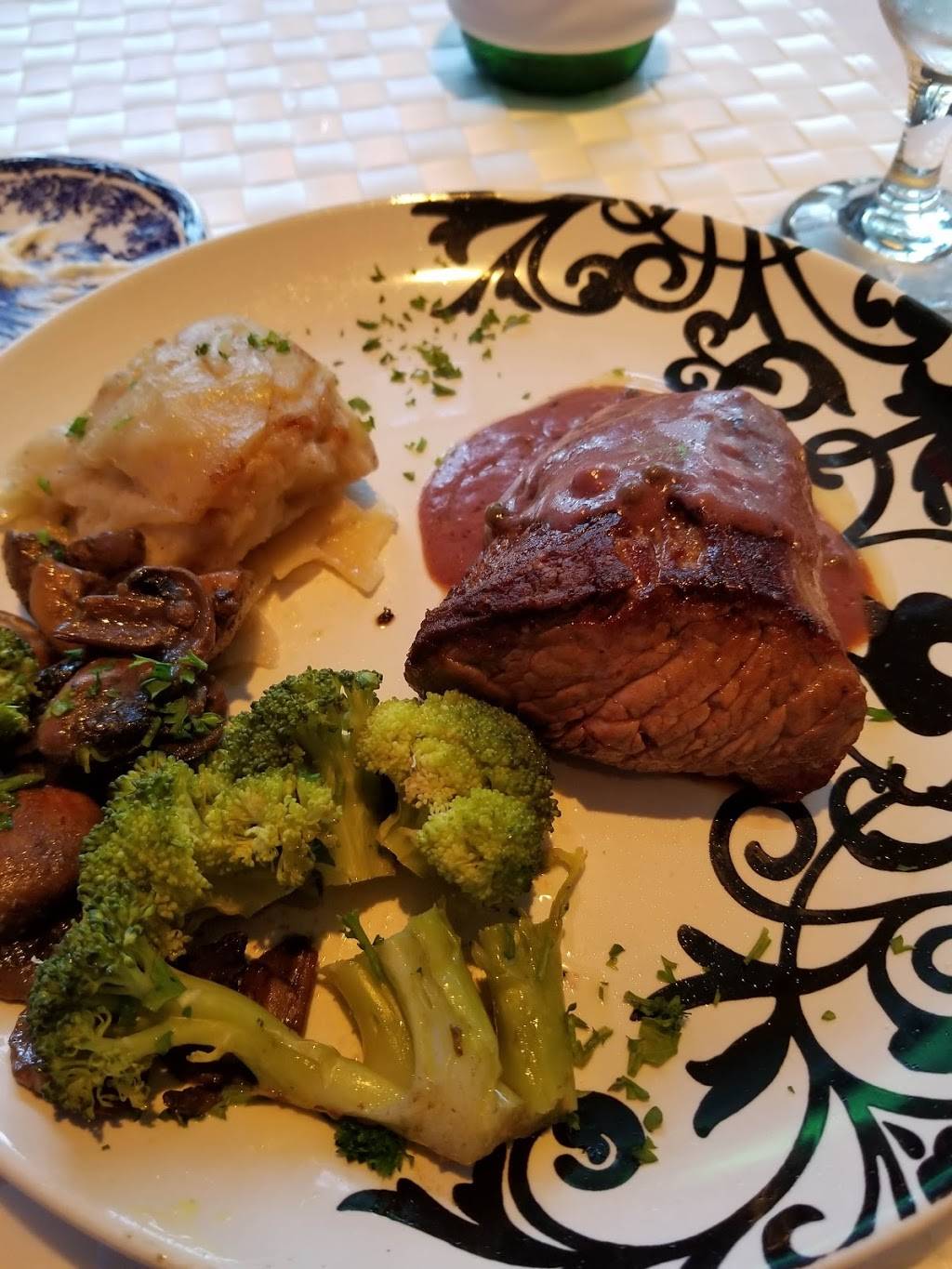 Frenchys Table | restaurant | 235 Commercial Blvd, Lauderdale-By-The-Sea, FL 33308, USA | 9545332580 OR +1 954-533-2580