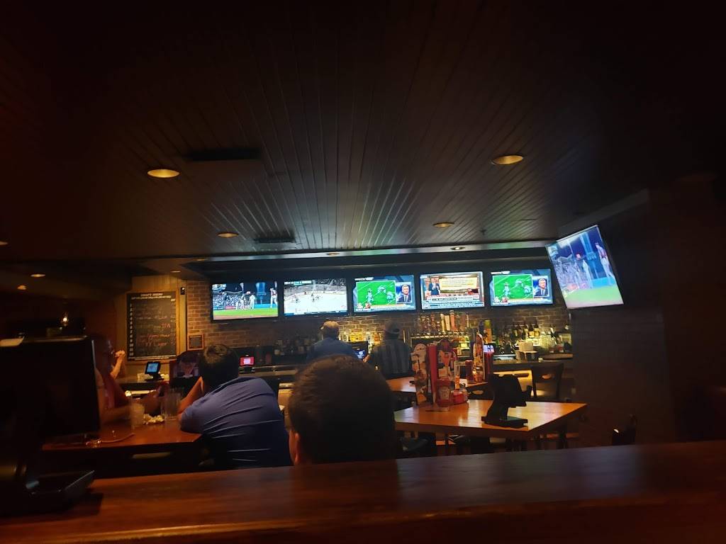 Chilis Grill & Bar | restaurant | 7717 W Bell Rd, Peoria, AZ 85382, USA | 6239795850 OR +1 623-979-5850