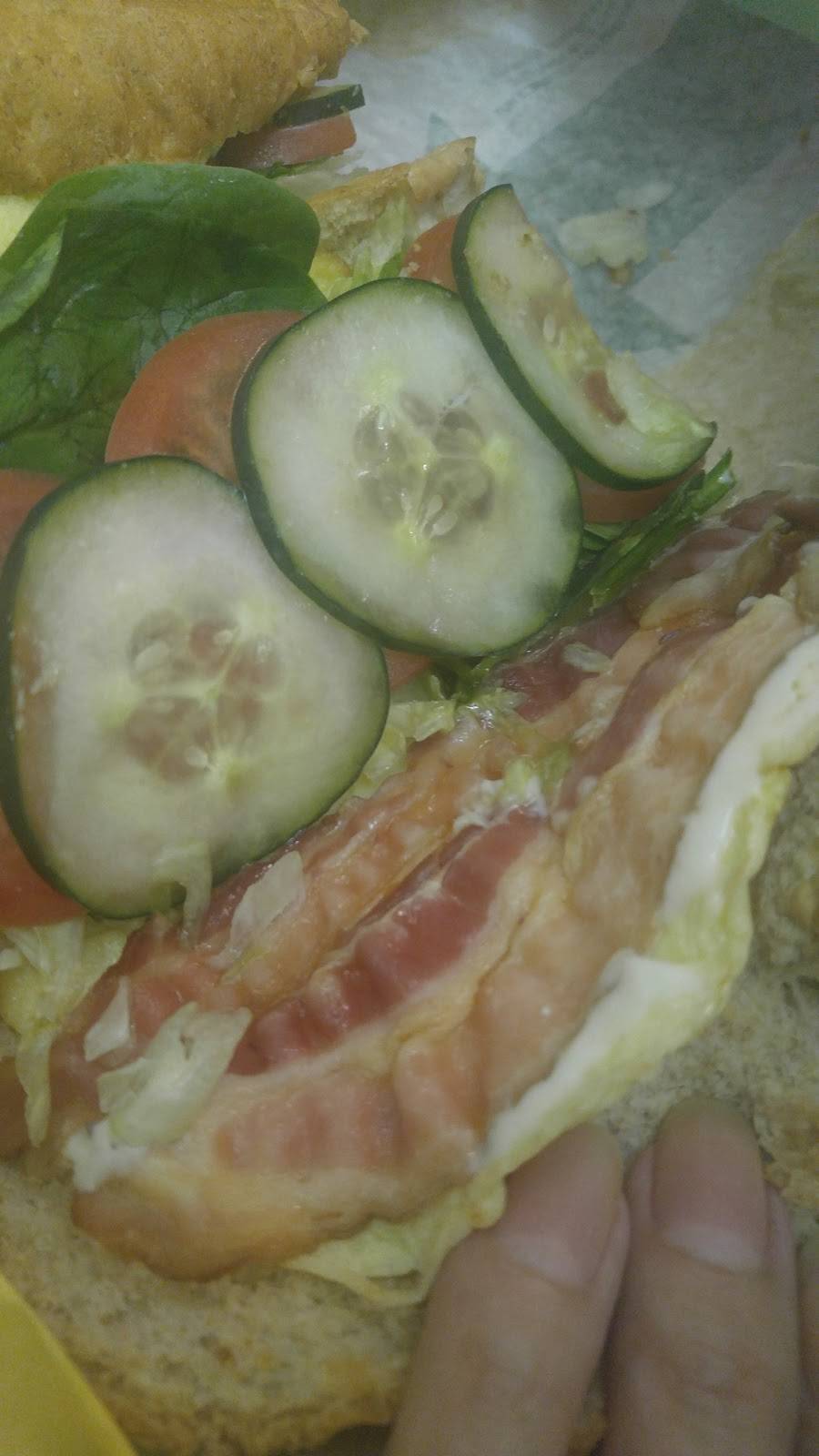 Subway | restaurant | 30820 Hoover Rd, Warren, MI 48093, USA | 5865737829 OR +1 586-573-7829