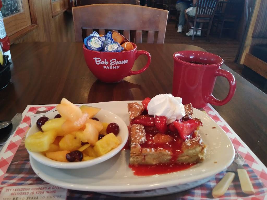 Bob Evans | restaurant | 1631 Pilgrim Ln, Plymouth, IN 46563, USA | 5749353008 OR +1 574-935-3008