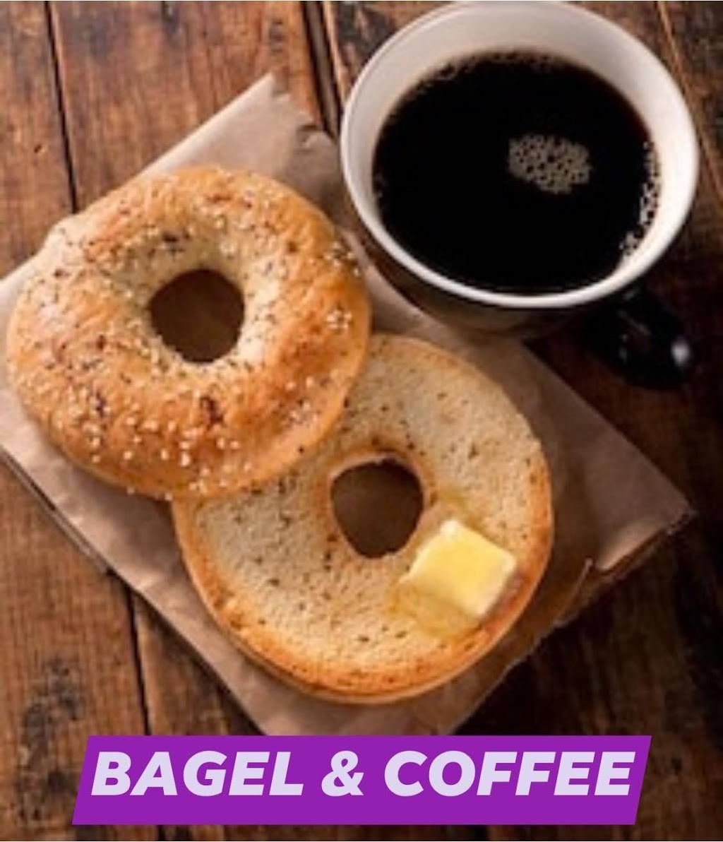 West Haven Pizza and Deli | restaurant | 196 1st Ave, West Haven, CT 06516, USA | 4752345974 OR +1 475-234-5974