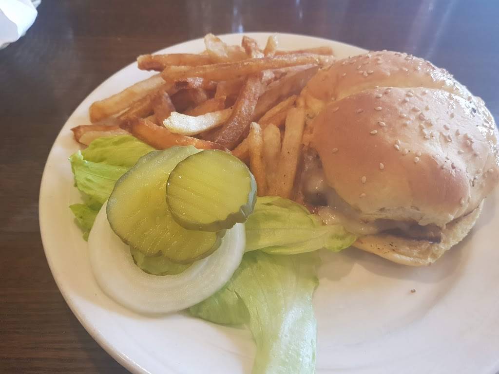 Lombardos Family of Restaurants | restaurant | 10488 Natural Bridge Rd, St. Louis, MO 63134, United States | 3144295151 OR +1 314-429-5151