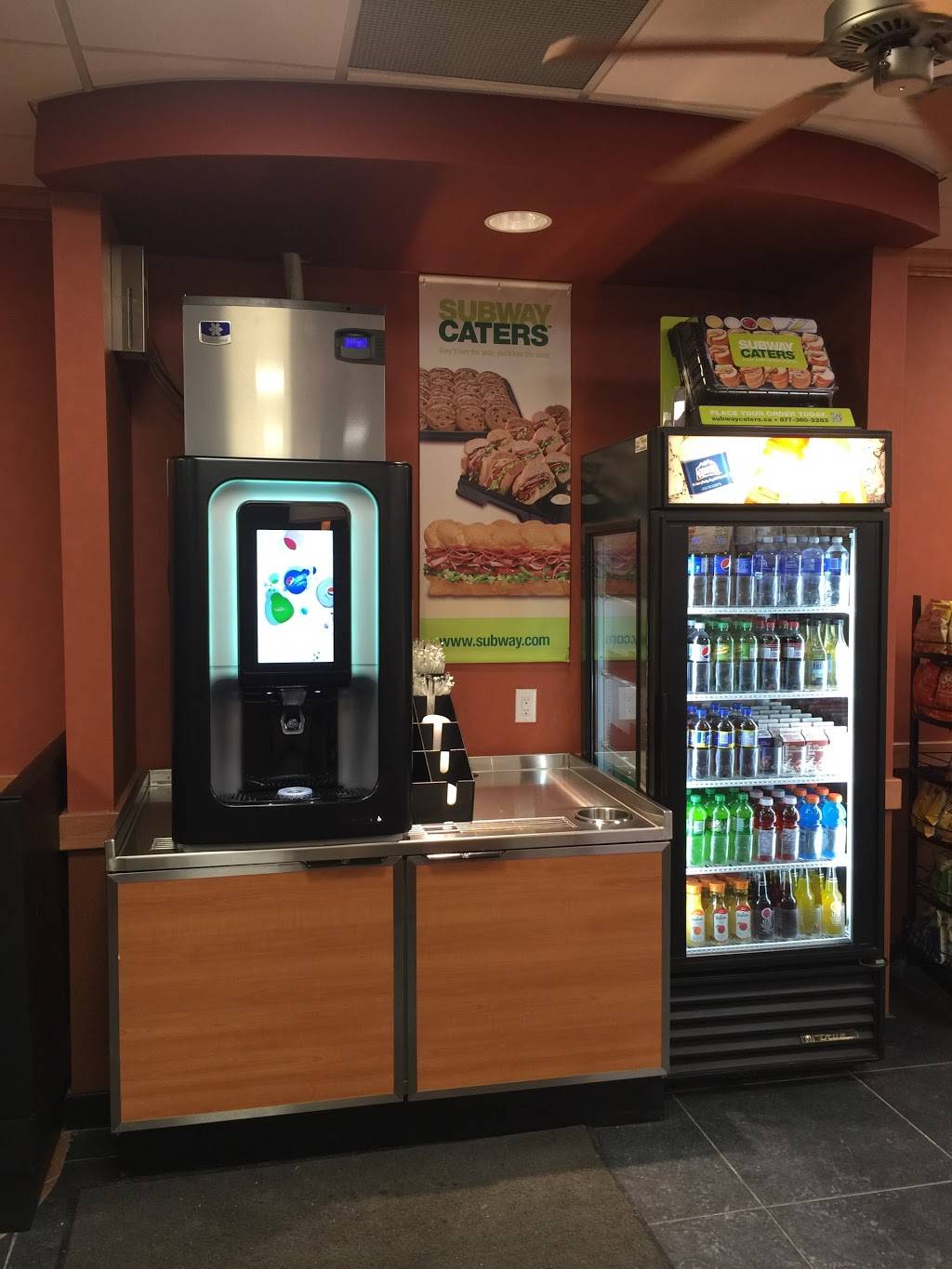 Subway | restaurant | 6-160 University Ave W, Waterloo, ON N2L 3E9, Canada | 5198847821 OR +1 519-884-7821