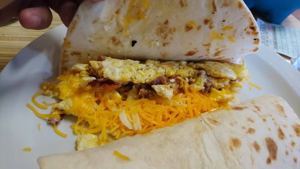 Adolfos Cafe | restaurant | 321 Fredericksburg Rd, San Antonio, TX 78201, USA | 2107256069 OR +1 210-725-6069