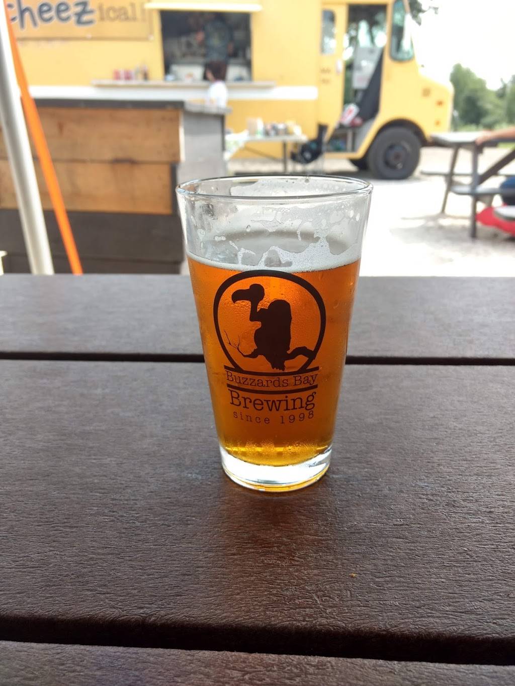 Buzzards Bay Brewing | restaurant | 98 Horseneck Rd, Westport, MA 02790, USA | 5086362288 OR +1 508-636-2288