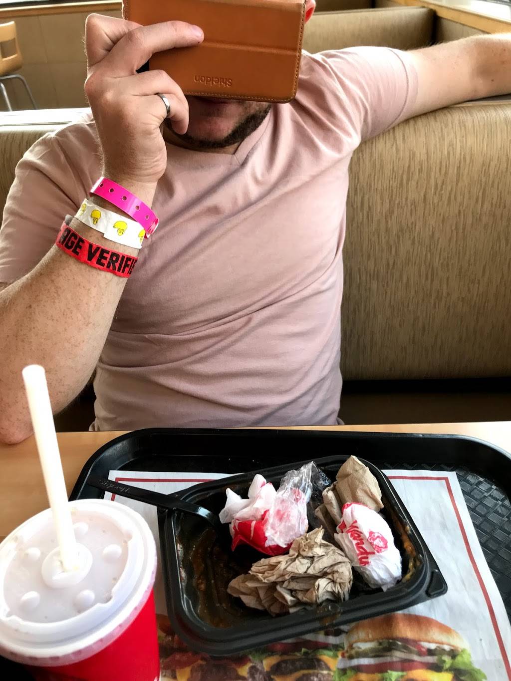 Wendys | restaurant | 415 Woodlawn Rd W, Guelph, ON N1H 7M1, Canada | 5198210999 OR +1 519-821-0999