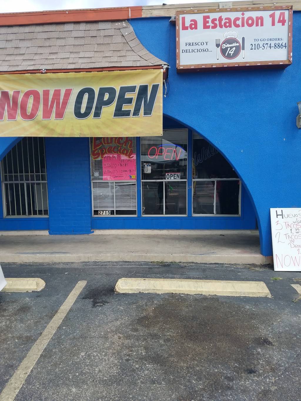 La Estacion 14 | restaurant | 2715 Hillcrest Dr, San Antonio, TX 78228, USA | 2105748864 OR +1 210-574-8864