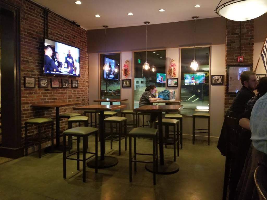 Carrolls | restaurant | 21 Main St, Medford, MA 02155, USA | 7813953344 OR +1 781-395-3344