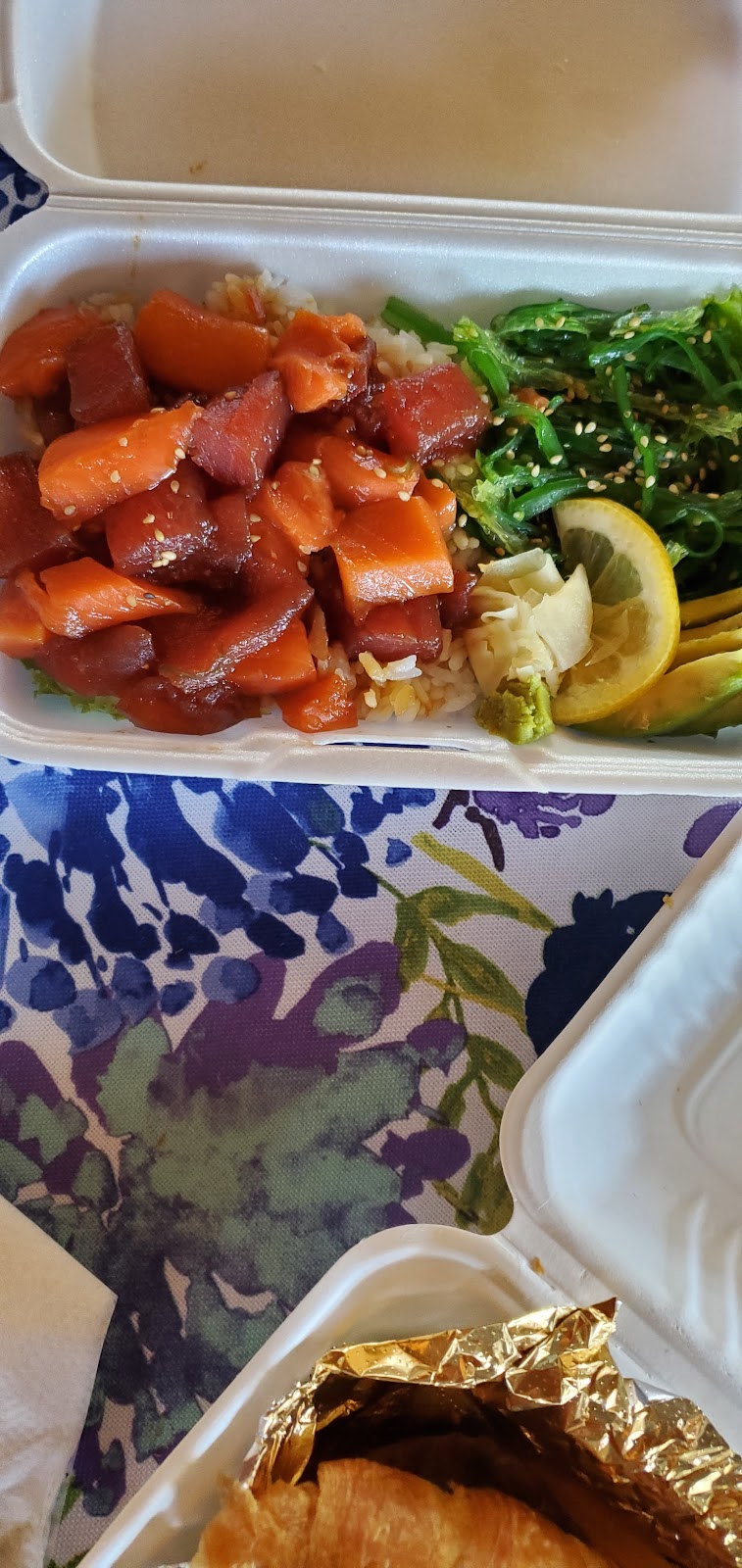 TK Sushi & Asian Food | restaurant | 719 Bennett Ave, Medford, OR 97504, USA | 5416306839 OR +1 541-630-6839