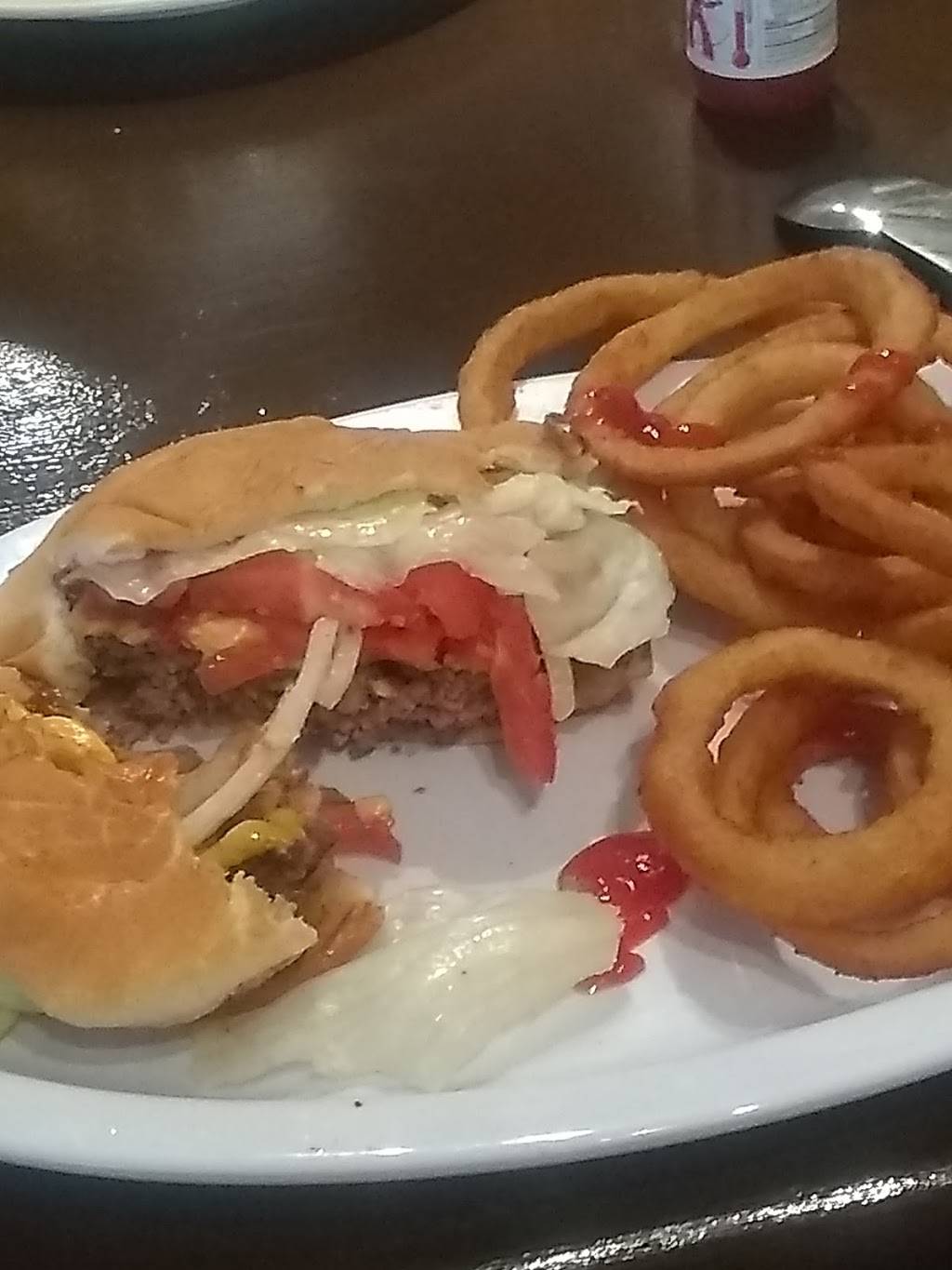 AJs Diner | restaurant | 712 River Rd, Washington, NC 27889, USA | 2526231764 OR +1 252-623-1764