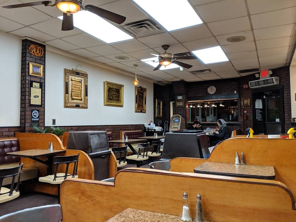 Saads Halal Restaurant | restaurant | 4500 Walnut St, Philadelphia, PA 19139, USA | 2152227223 OR +1 215-222-7223