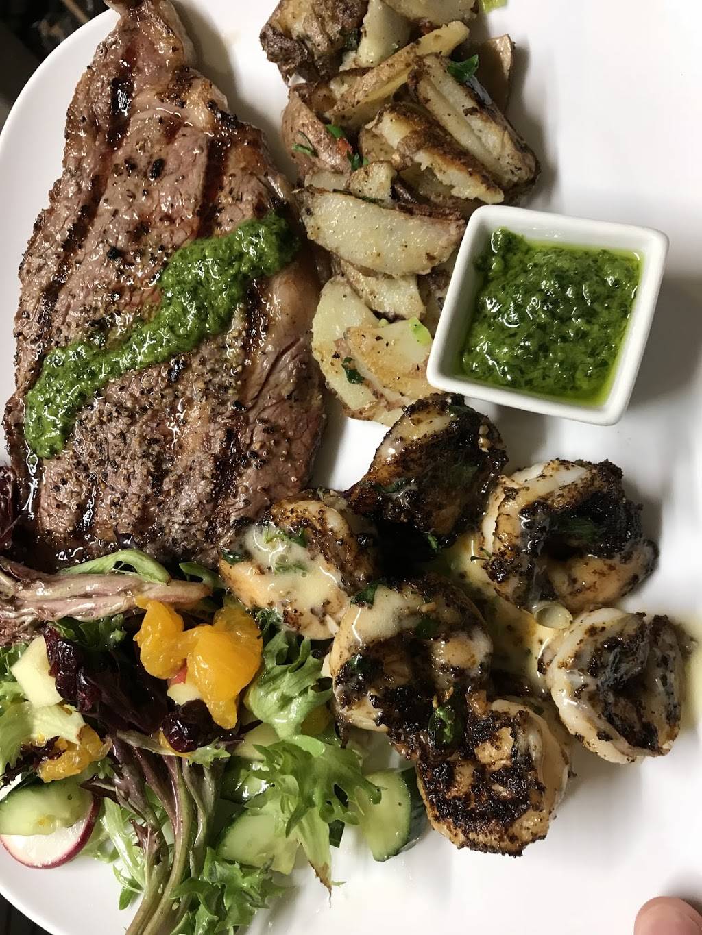 Penumbra Restaurant & Wine Bar | restaurant | 3309 W Fullerton Ave, Chicago, IL 60647, USA | 7737722343 OR +1 773-772-2343