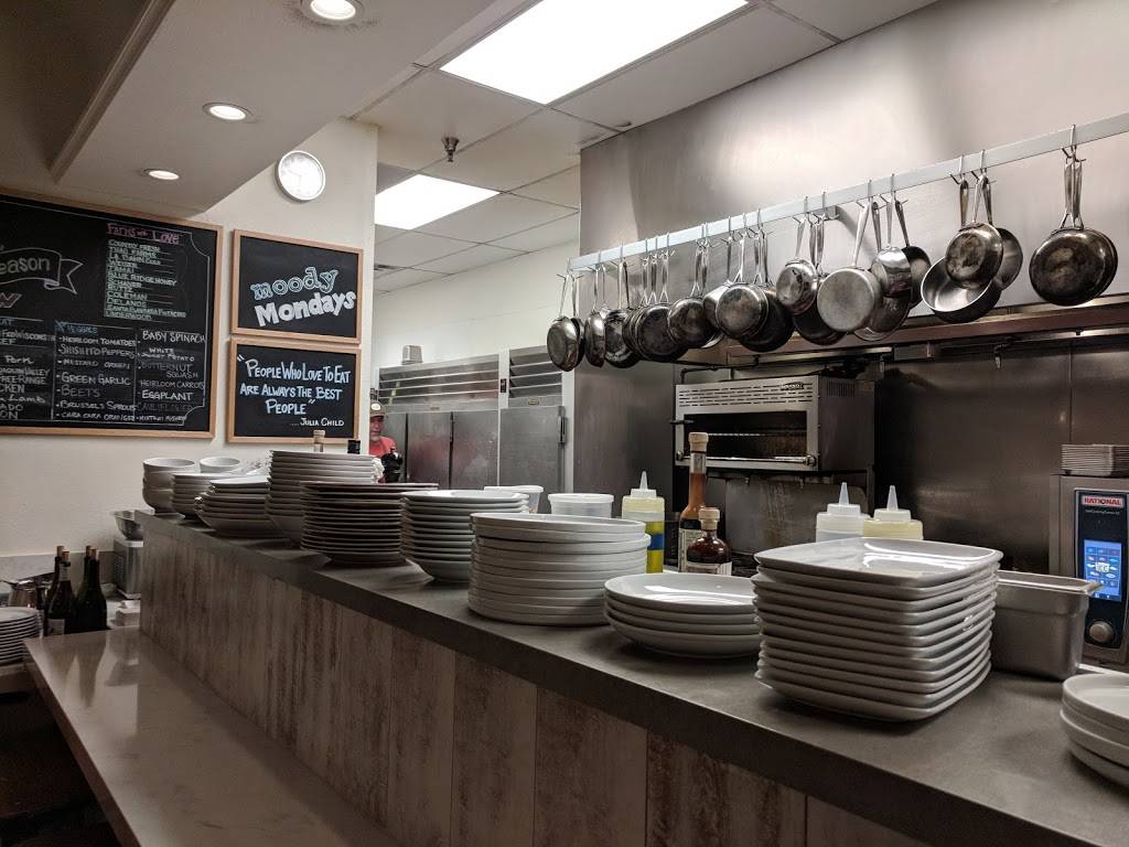 Moody Rooster | restaurant | 2891 Agoura Rd, Westlake Village, CA 91361, USA | 8053703131 OR +1 805-370-3131