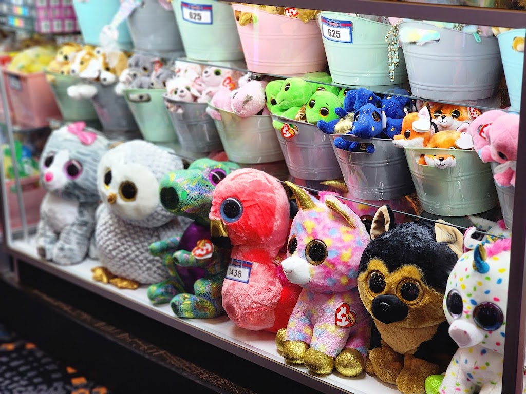 Ryan Family Amusements | restaurant | 1775 Washington St Suite 400, Hanover, MA 02339, USA | 7819246800 OR +1 781-924-6800