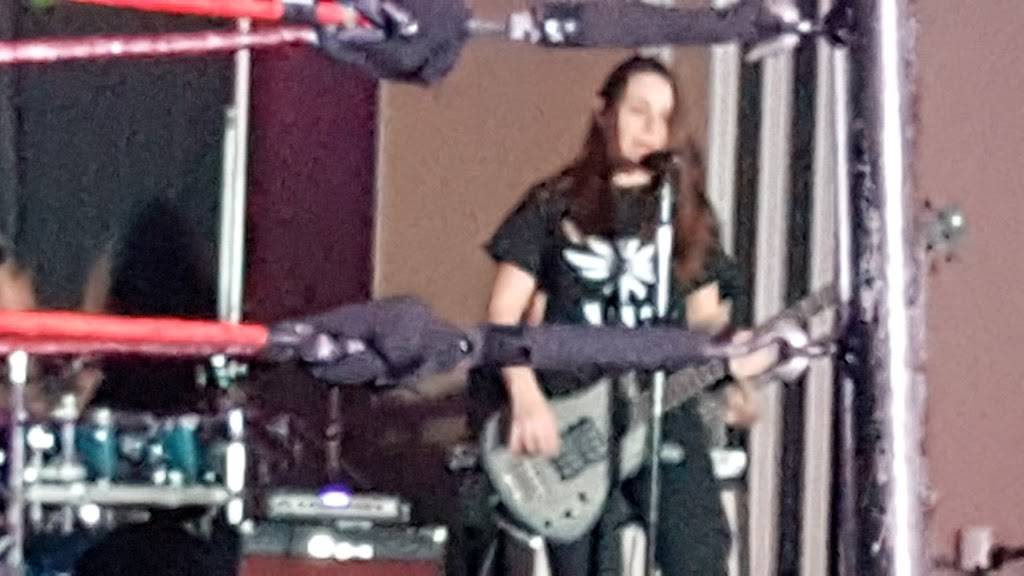 Manor Professional Wrestling Dinner Show | restaurant | 1875 Silver Spur Ln, Kissimmee, FL 34744, USA | 8638740361 OR +1 863-874-0361