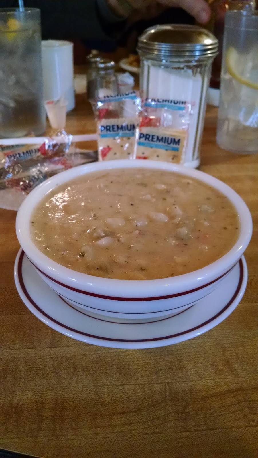 Huff Brau | restaurant | 4 W Main St, Earlville, NY 13332, USA | 3156913300 OR +1 315-691-3300