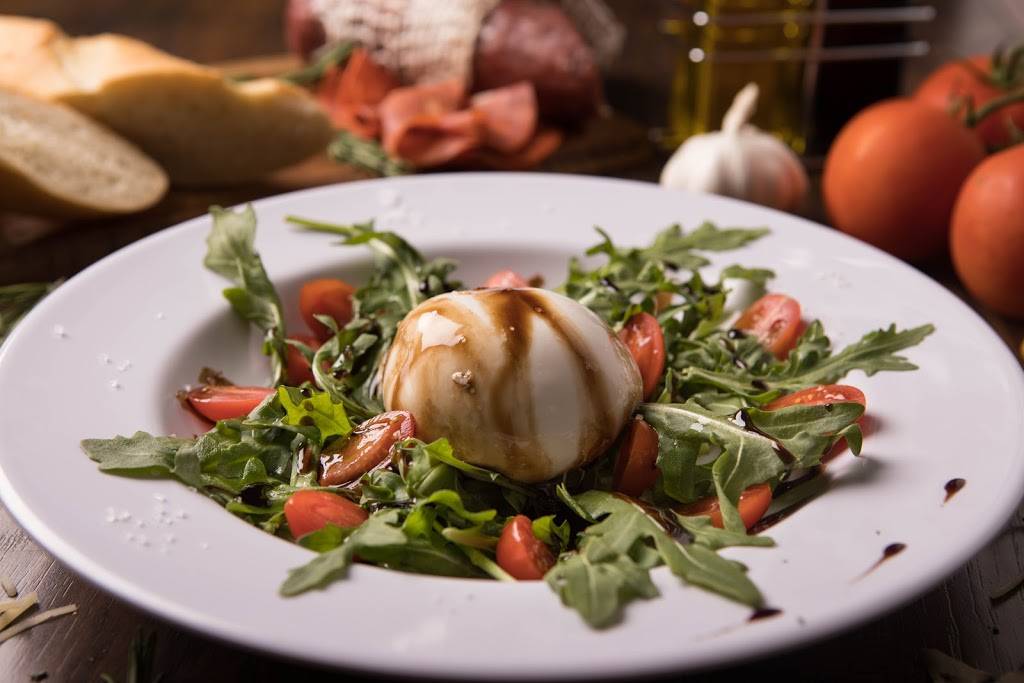 Julios Italian Bistro | meal delivery | 17579 S Dixie Hwy, Palmetto Bay, FL 33157, USA | 3052783701 OR +1 305-278-3701