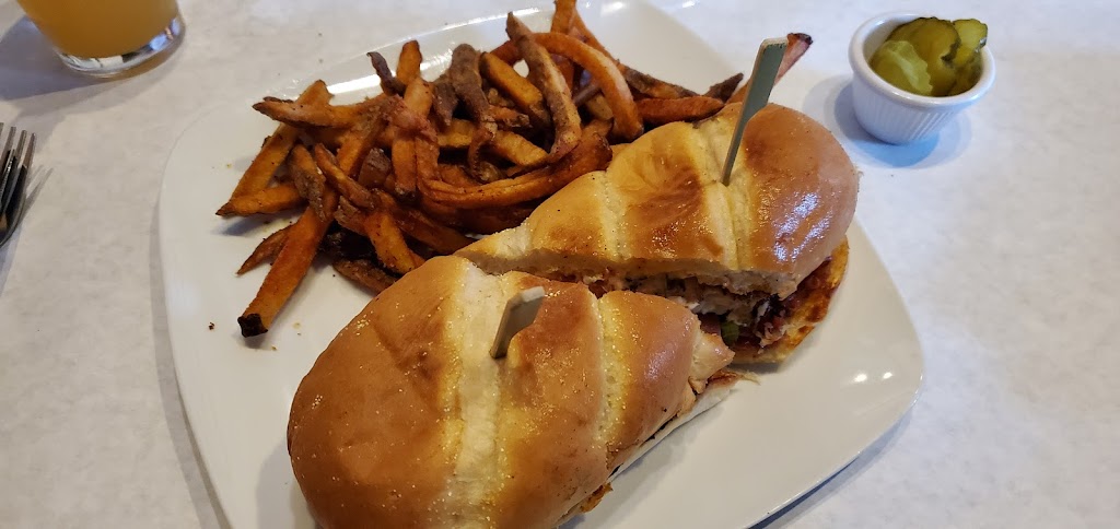 Lord Brixxtons | restaurant | 3245 US-101, Depoe Bay, OR 97341, USA | 5417644222 OR +1 541-764-4222