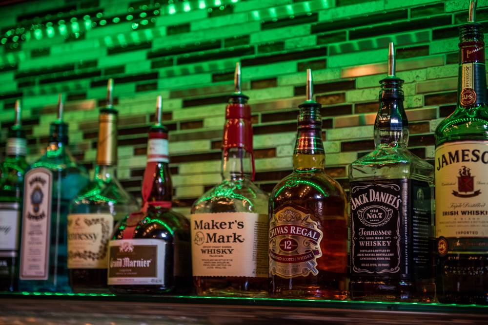 Irish Shannons Pub | restaurant | 41 W Church St, Orlando, FL 32801, USA | 4078661191 OR +1 407-866-1191