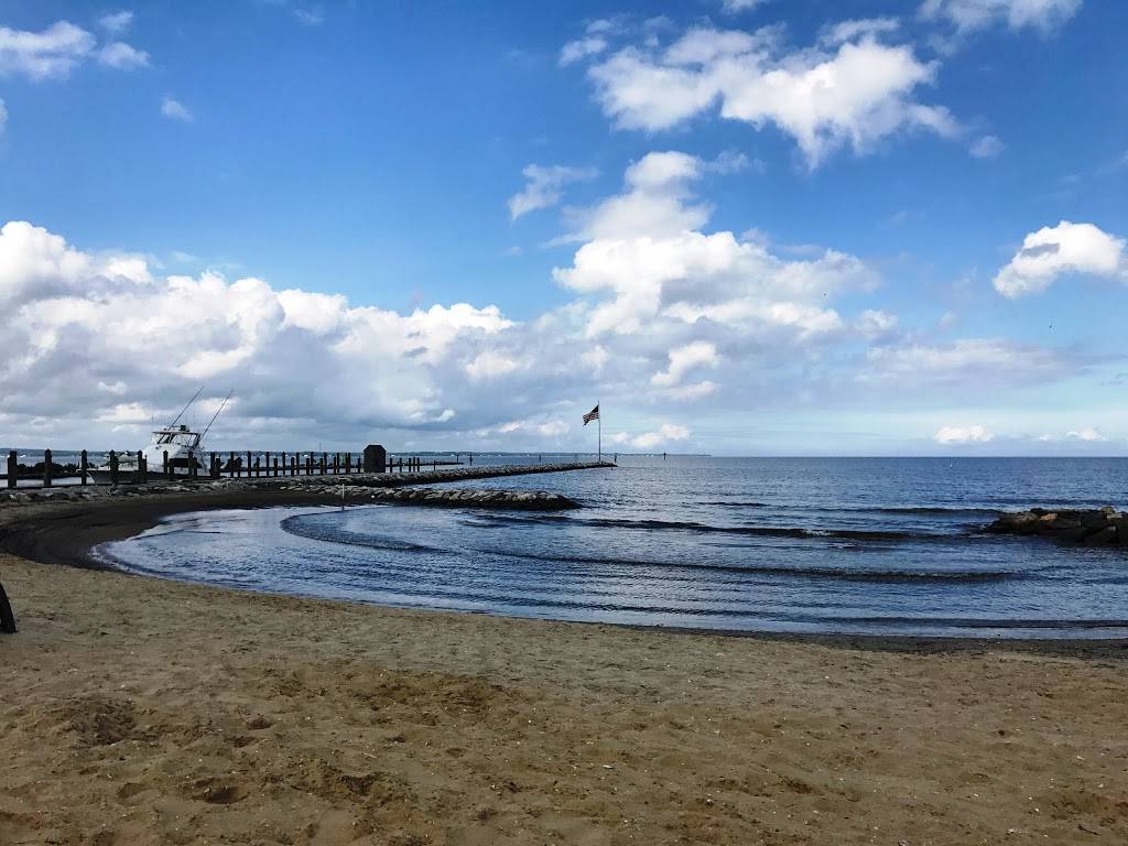 Herrington Harbour South | restaurant | 7149 Lake Shore Dr, North Beach, MD 20714, USA | 3018558399 OR +1 301-855-8399