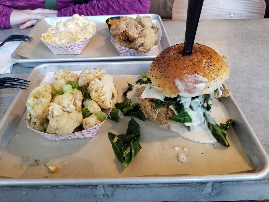 F.L.X. Fry Bird | restaurant | 18 Linden St, Geneva, NY 14456, USA | 3157891613 OR +1 315-789-1613