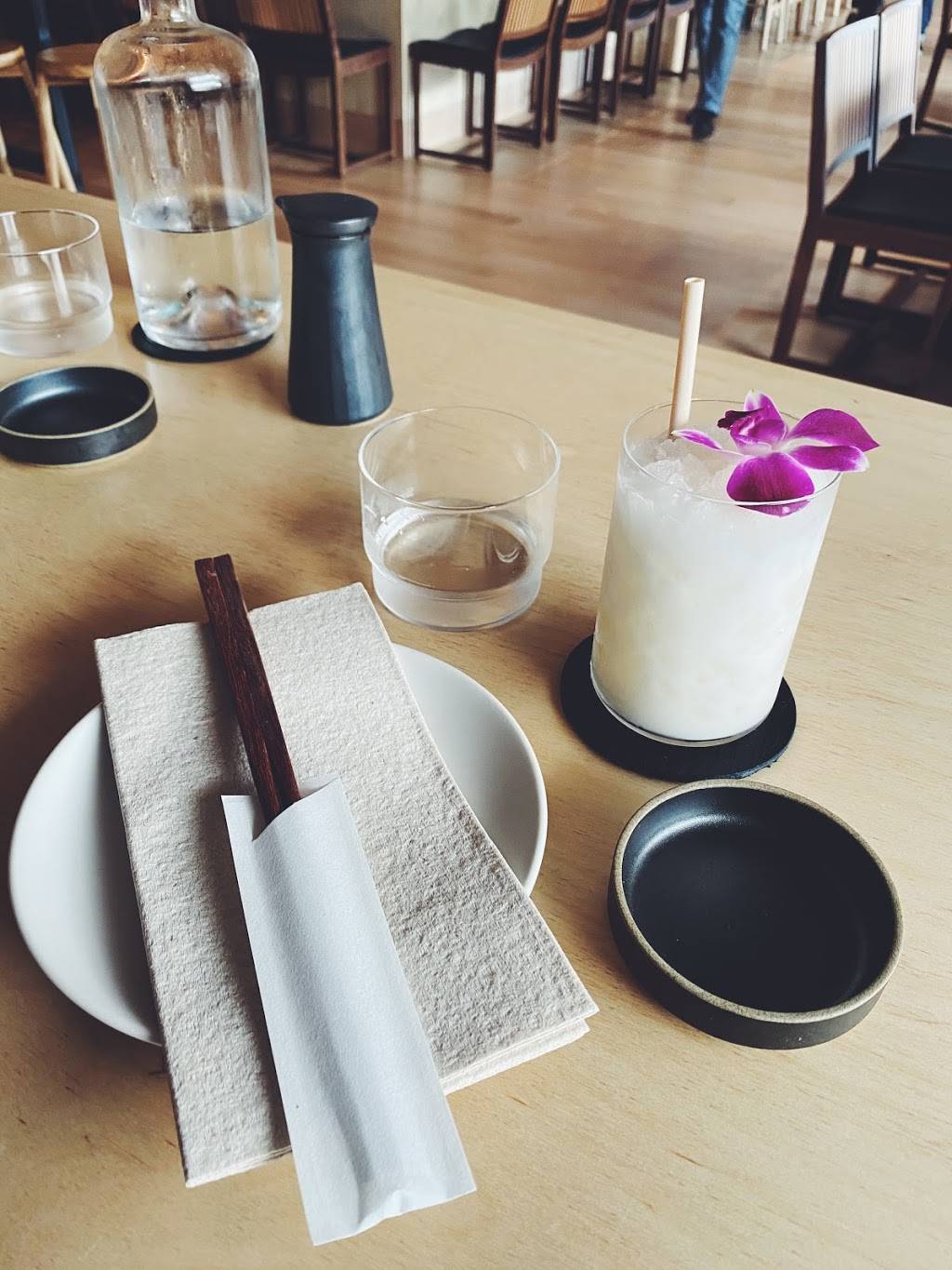 Neighborhood Sushi | restaurant | 1716 S Congress Ave, Austin, TX 78704, USA | 5125801390 OR +1 512-580-1390