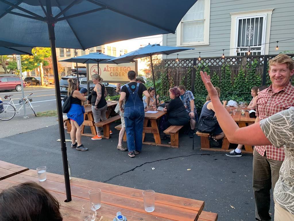 Alter Ego Cider | restaurant | 2025 SE 7th Ave, Portland, OR 97214, USA | 9712291445 OR +1 971-229-1445