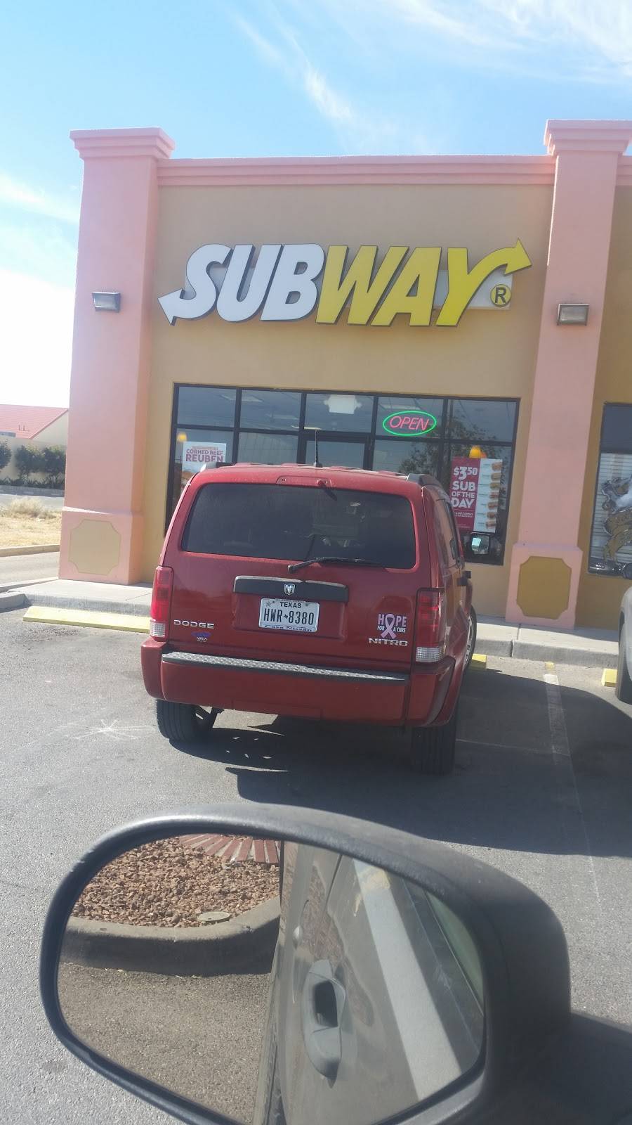 Subway | meal takeaway | 3117 Saul Kleinfeld Dr Suite 101, El Paso, TX 79936, USA | 9158572517 OR +1 915-857-2517