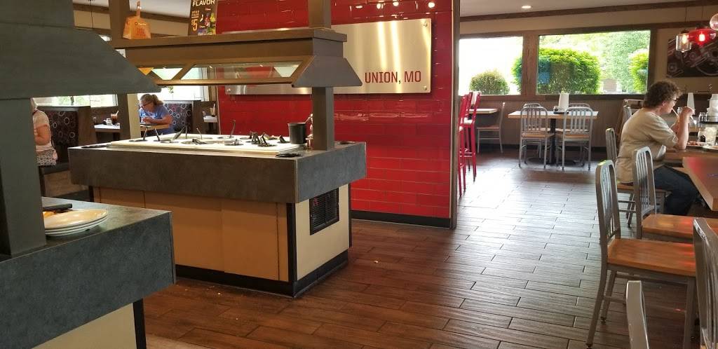 Pizza Hut | meal takeaway | 2 E US Hwy 50, Union, MO 63084, USA | 6365832500 OR +1 636-583-2500