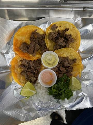 Luzs Pinches Tacos | restaurant | 1200 E Davis St, Conroe, TX 77301, USA | 9367180019 OR +1 936-718-0019