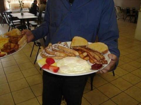 Grandmas Diner | restaurant | 4 Massey St, Borden, ON L0M 1C0, Canada | 7055160190 OR +1 705-516-0190