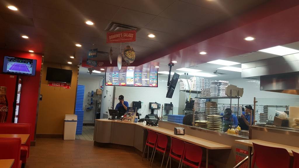 Dominos Pizza | meal delivery | 22643 Ventura Blvd, Woodland Hills, CA 91364, USA | 8182243300 OR +1 818-224-3300