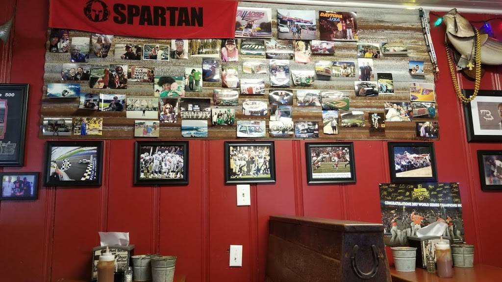 Chucks Country Smoke House | restaurant | 4934 FM1970, Carthage, TX 75633, USA | 9036900105 OR +1 903-690-0105