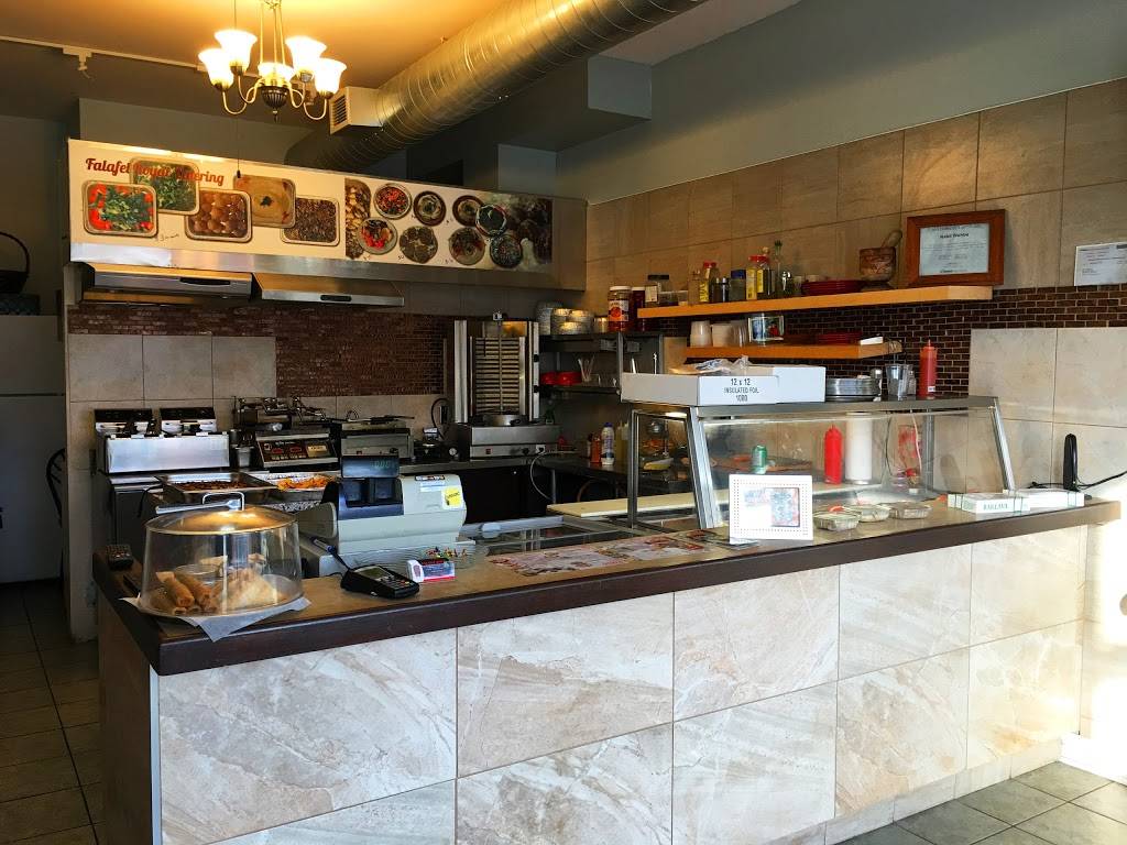 Falafel Royal | restaurant | 3308 Lake Shore Blvd W, Etobicoke, ON M8V 1M4 Unit, Toronto, ON 5, Canada | 4162552388 OR +1 416-255-2388