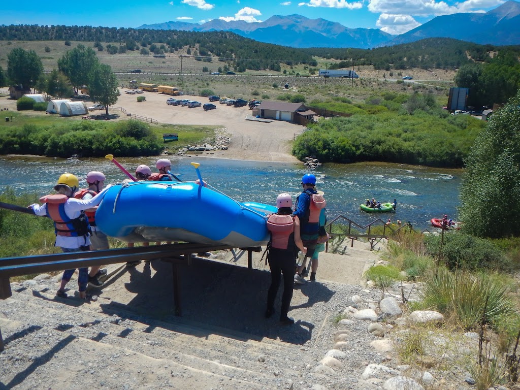 Independent Whitewater | restaurant | 10830 Co Rd 165, Salida, CO 81201, USA | 7195397737 OR +1 719-539-7737