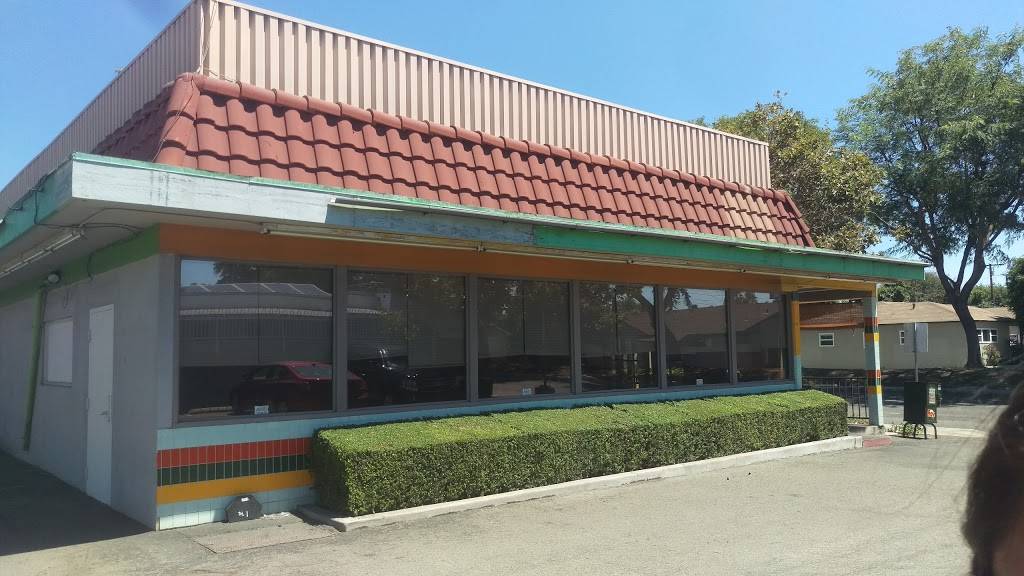 El Rincon Chilango | restaurant | 1133 W 17th St, Santa Ana, CA 92706, USA | 7148365096 OR +1 714-836-5096