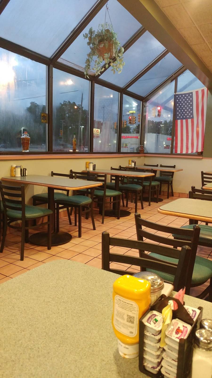 Redford Coney Island | restaurant | 25813 W Seven Mile Rd, Redford Charter Twp, MI 48240, USA | 3135373100 OR +1 313-537-3100