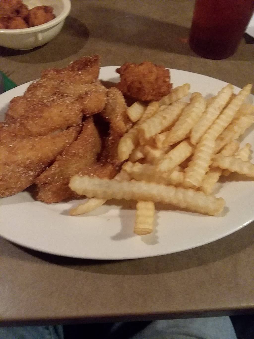 Carmacks Fish Barn | restaurant | 2165 TN-140, Cottage Grove, TN 38224, USA | 7317823518 OR +1 731-782-3518